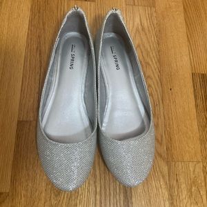 Call it Spring silver flats - size 7 US